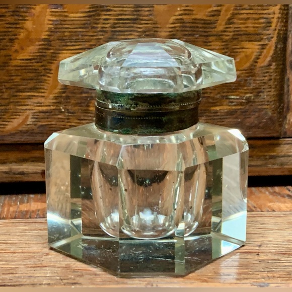 Late 19th Century Antique Metal Cuff Crystal Cut Glass Victorian Era Ink Well - Picture 3 of 16